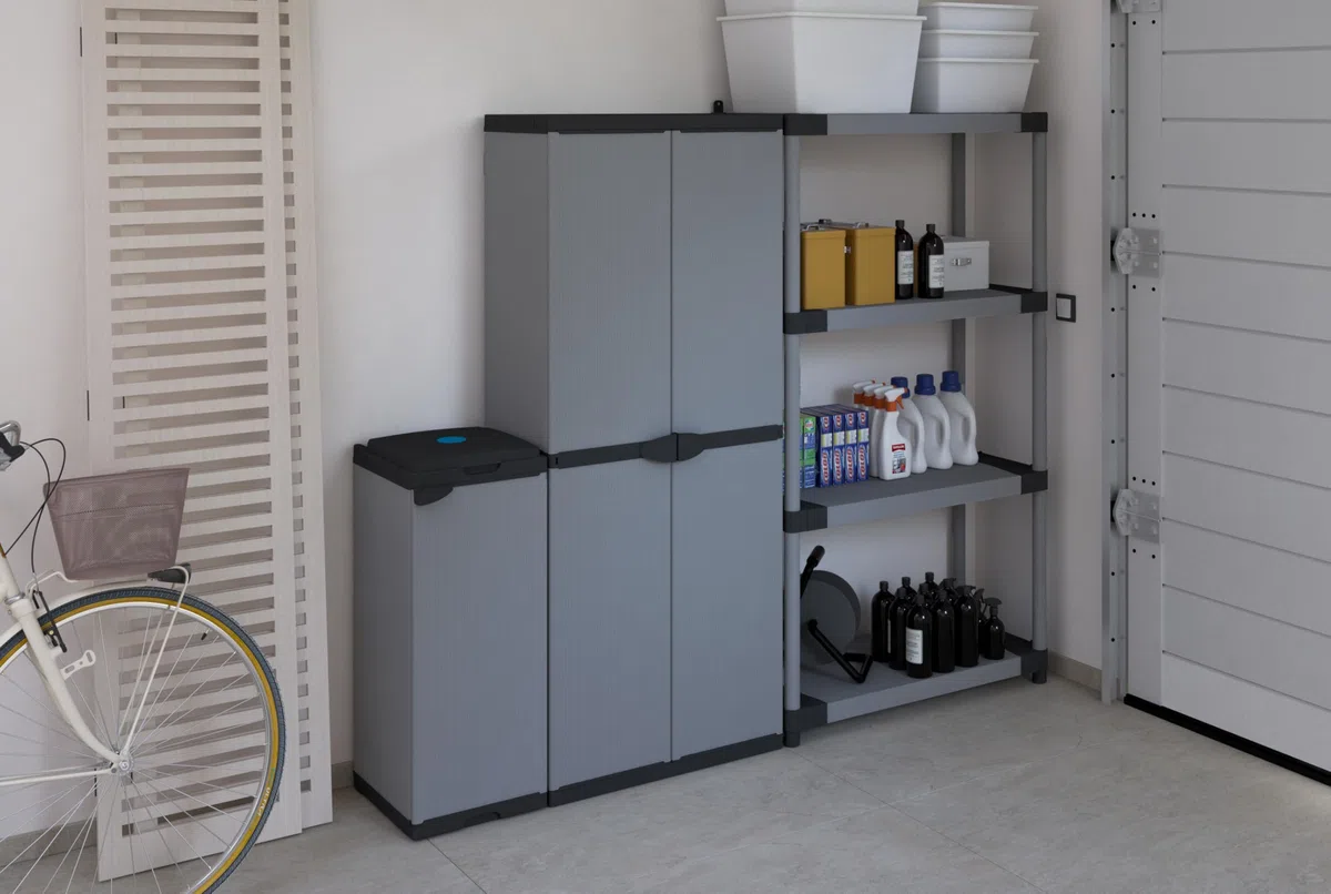 Adventa: Armario portaescobas de Resina de PVC y PP, 2 Puertas, fácil de Montar, Modular System, Resistente, Apto para ambientes Interiores y Exteriores, 68 x 40 x 165 cm