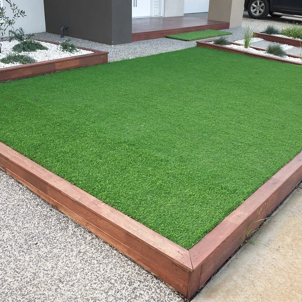Olivo.Shop – Césped sintético de 40 mm disponible en varios tamaños, césped para el jardín (1 x 7 m)