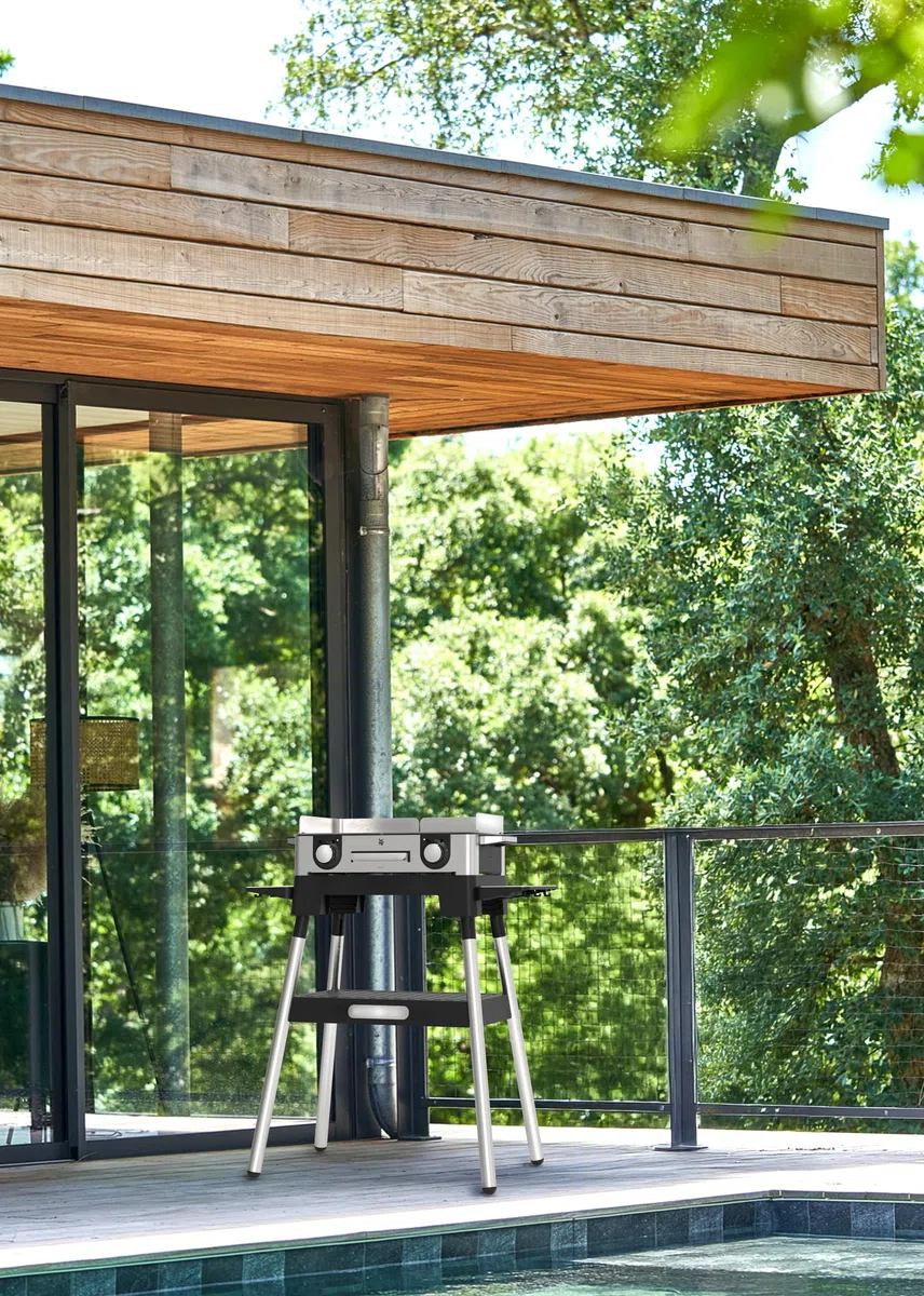 WMF Lono - Base para barbacoa de 92,7 x 75,0 x 43,8 cm, estable y segura, estantes laterales plegables, compatible con la parrilla Lono Master y la parrilla de mesa Lono plana y acanalada, cromargan