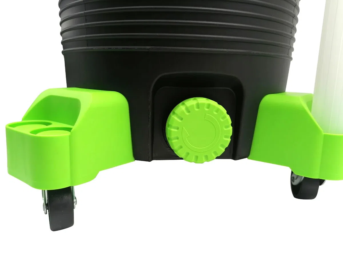 BASS POLSKA Aspirador de estanques y Piscinas con Juego de boquillas Limpieza en seco y en húmedo de Hojas Barro Algas Manguera de succión Fuerte Capacidad del Tanque 35 L