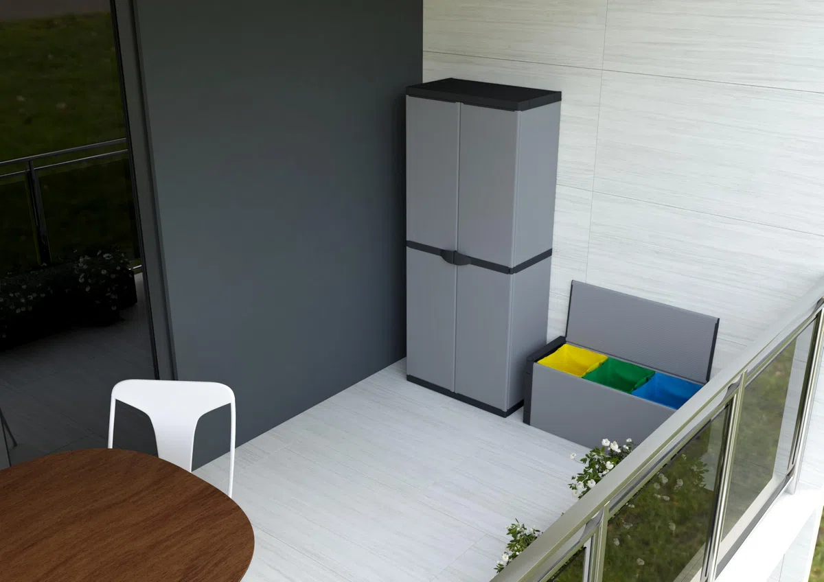 Adventa: Armario portaescobas de Resina de PVC y PP, 2 Puertas, fácil de Montar, Modular System, Resistente, Apto para ambientes Interiores y Exteriores, 68 x 40 x 165 cm