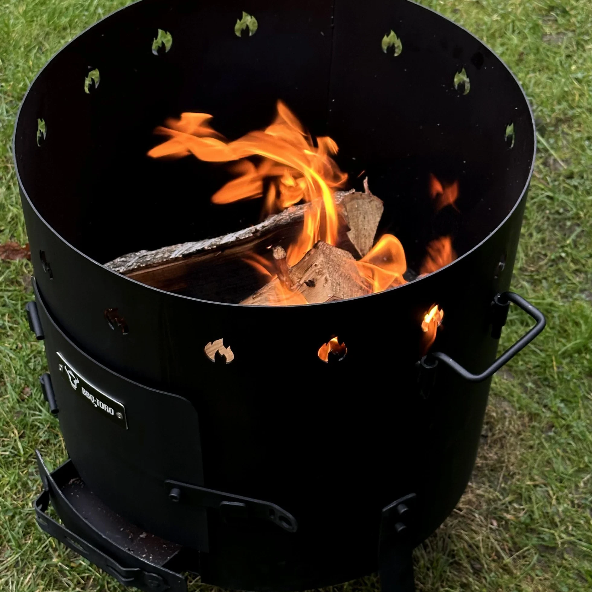 BBQ-Toro Kazan Olla de Hierro Fundido 19 Litros con Estufa Kazan Ø 45 cm | Olla de Hierro Fundido XXL con Tapa | Hervidor de Goulash, Estufa de Exterior | Estufa de Leña, Uchag, Uchak | Camping