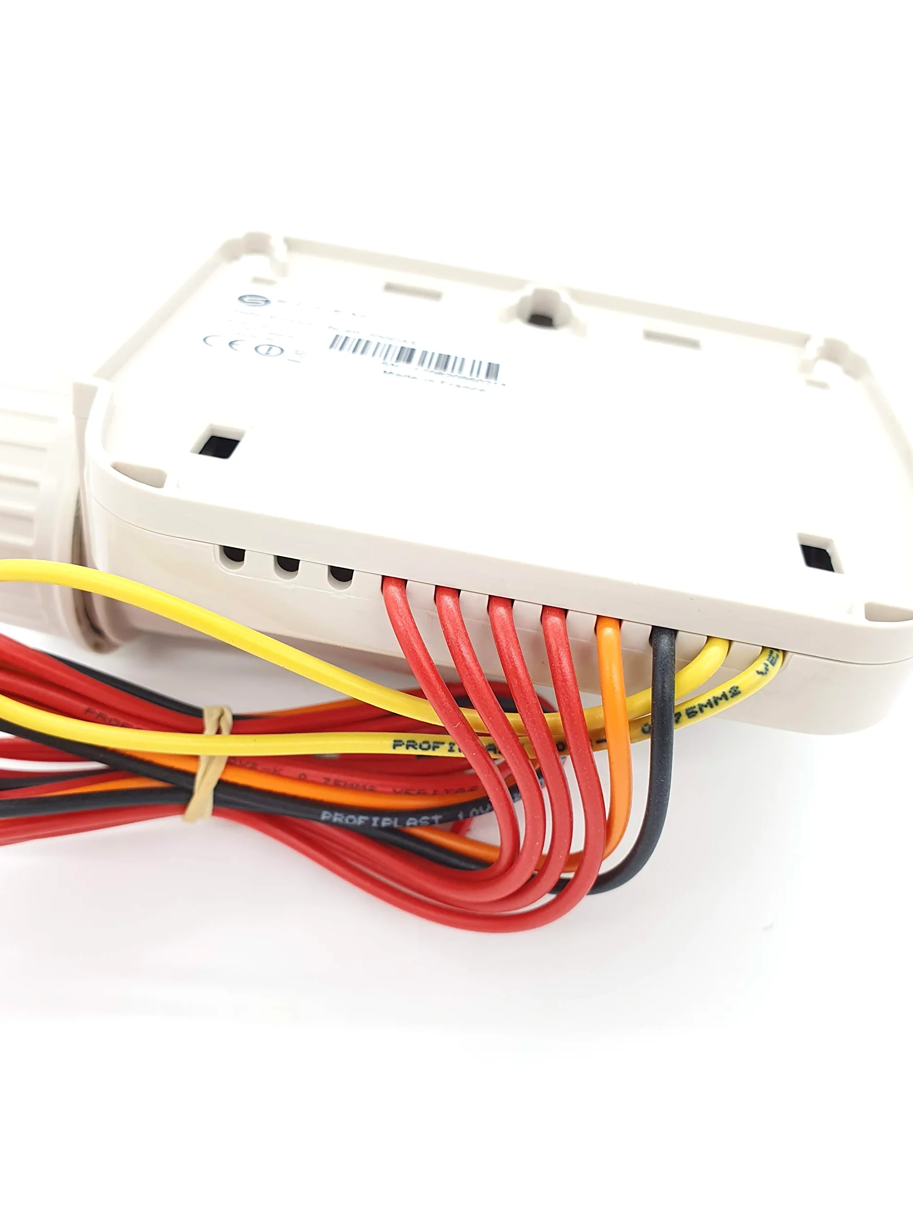 Programador de riego a pilas 9V modelo BL IP4, con conexión Bluetooth de alcance hasta 10 metros, resistente al agua para 4 estaciones, color blanco, 14 x 9 x 5,5 cm (referencia: Solem BL-IP4)