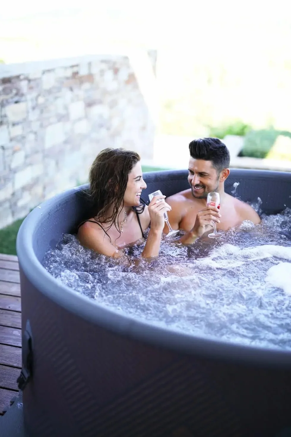 MSPA Whirlpool Mono - whirlpool hinchable para 6 personas, 173 x 173 x 70 cm, 138 chorros de masaje con 3 niveles de intensidad, spa para interior y exterior, resistente al invierno y uso durante todo