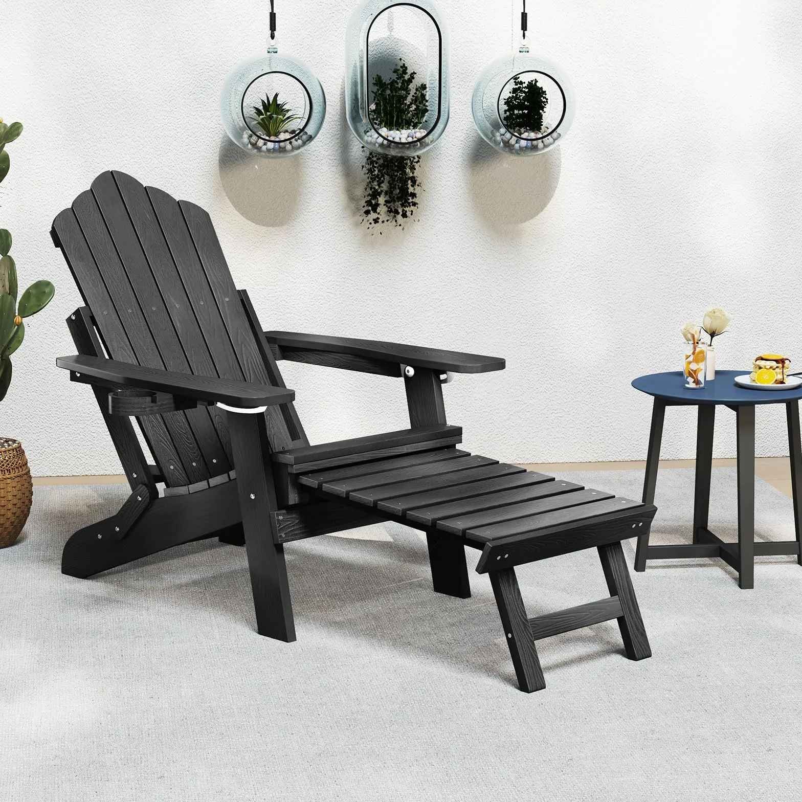 GIANTEX Silla Adirondack Plegable con Reposapiés Retráctil, Tumbona de Hips con Respaldo Ajustable y Portavasos, Carga hasta 180 kg, Silla de Relax para Jardín, Balcón, Patio (Negro)