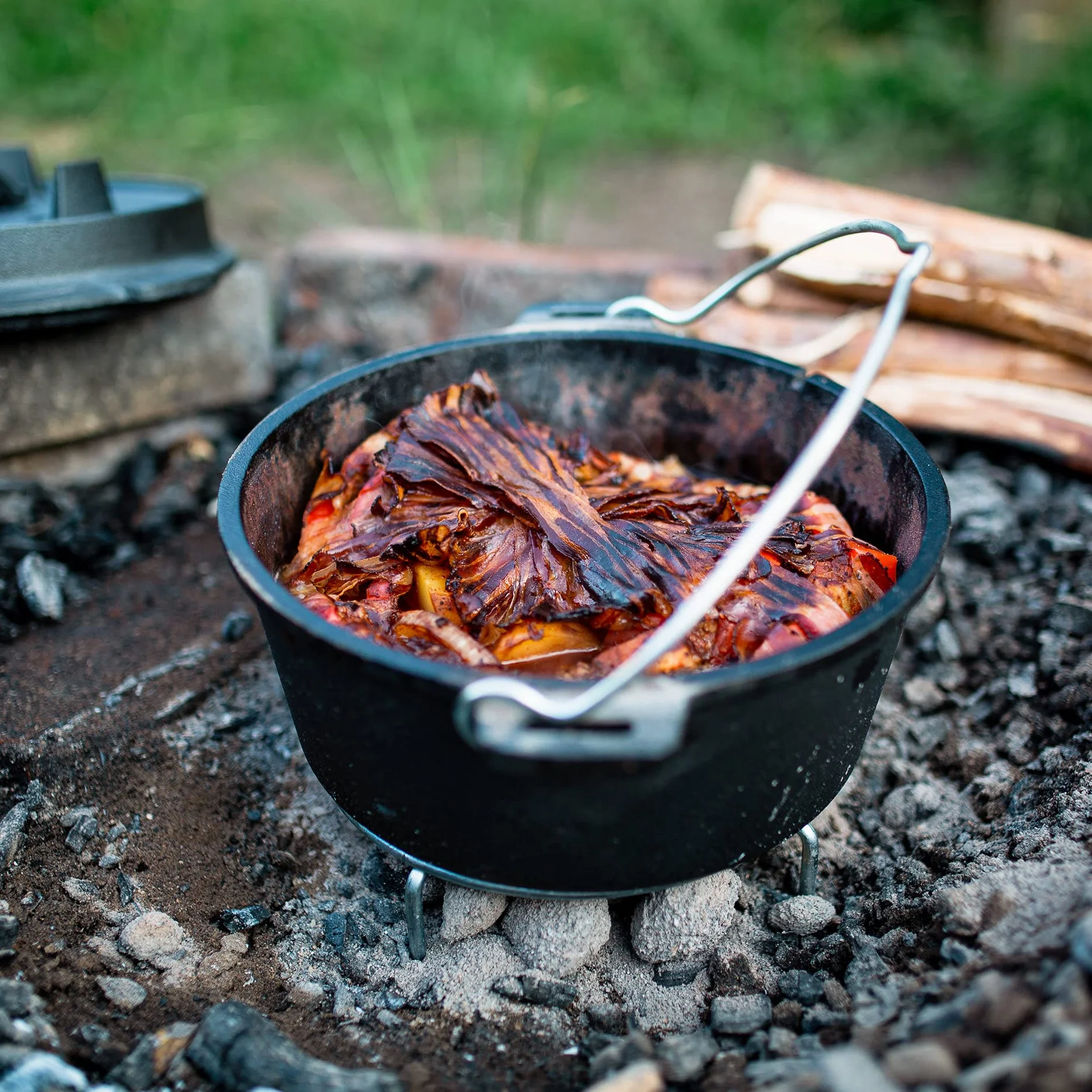 BBQ-Toro Horno Holandés Serie Premium | 4,2 Litros | Dutch Oven sin Patas | Ya Curado - Preseasoned | Olla de Hierro Fundido para Barbacoa | Cacerola de Hierro Fundido