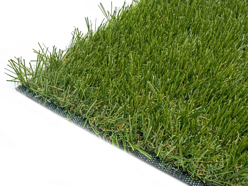 Césped artificial AQUILES. Altura Total 30 mm. Medidas 2 x 5 m (10 m2)."Será tu debilidad