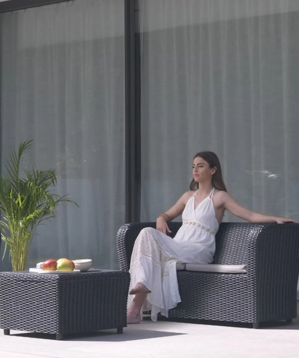 Shaf - Nova | Muebles Jardin Exterior - Sofa 2 Plazas para Terraza o Balcon | Fabricado en España con Materiales Reciclados - Color Grafito