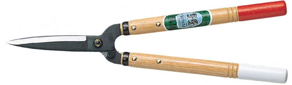 Okatsune Precision Hedge Shears, 7 5/8" blade, 22" overall length (japan import)