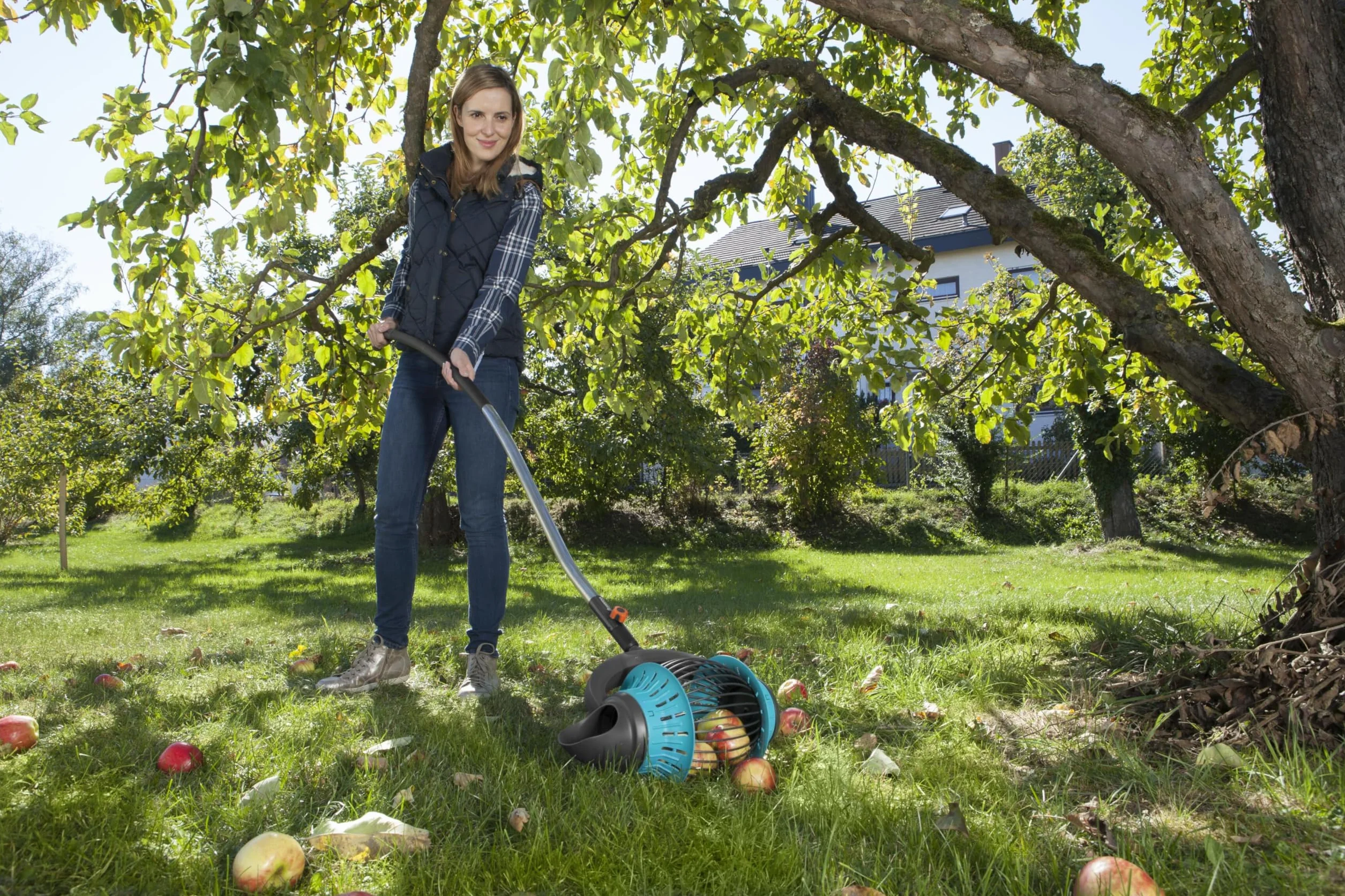 Gardena Fruit Picker