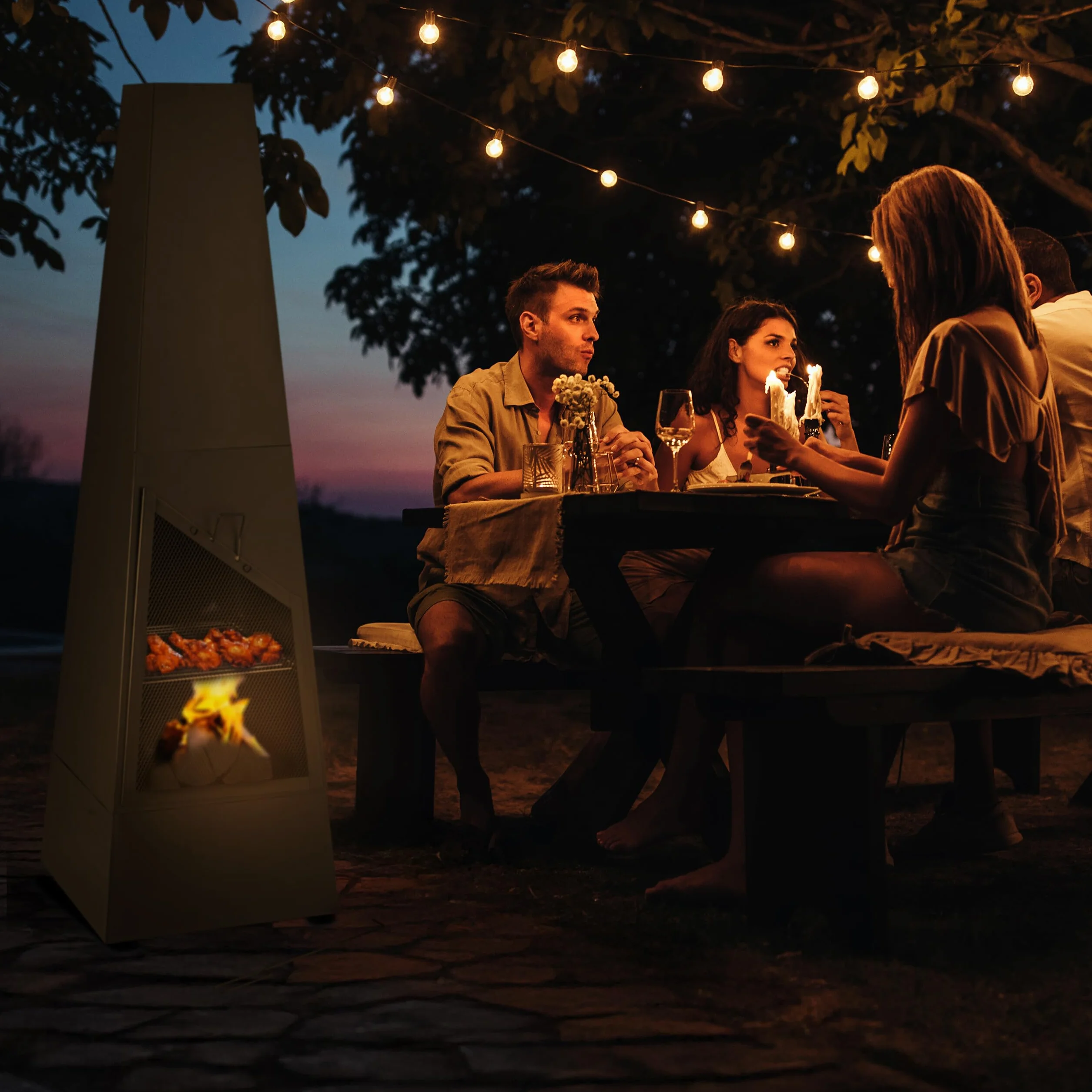 Relaxdays Chimenea Exterior con Barbacoa, Caja Cenizas, Salvachispas, Atizador, Parrilla Jardín, 149x44,5x44,5 cm, Negro