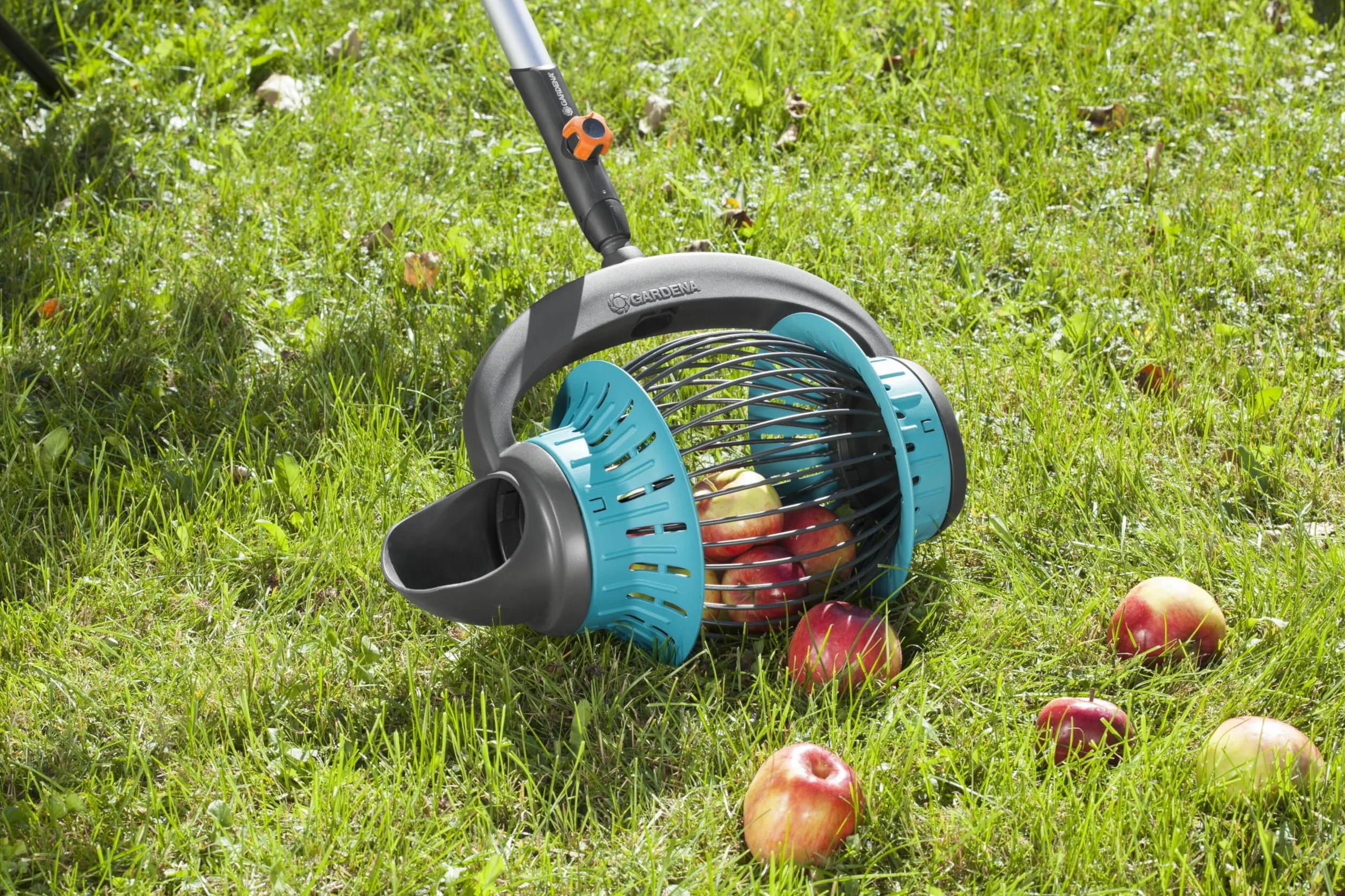 Gardena Fruit Picker