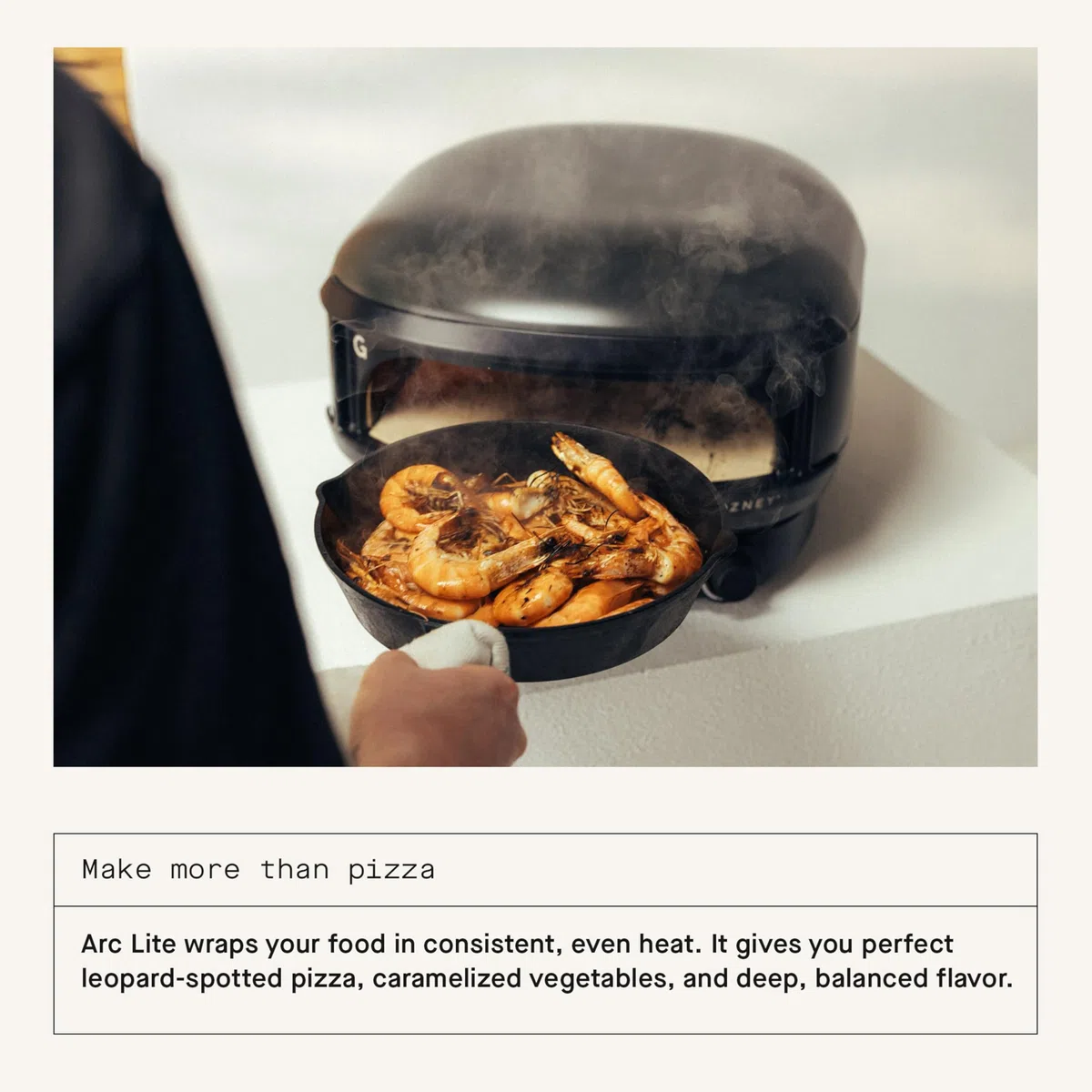 Gozney Arc Lite - Horno de pizza para exteriores, horno de pizza de gas propano, control de llama de precisión, cocina pizza de 12 pulgadas en 60 segundos, calienta hasta 950 F, color negro apagado